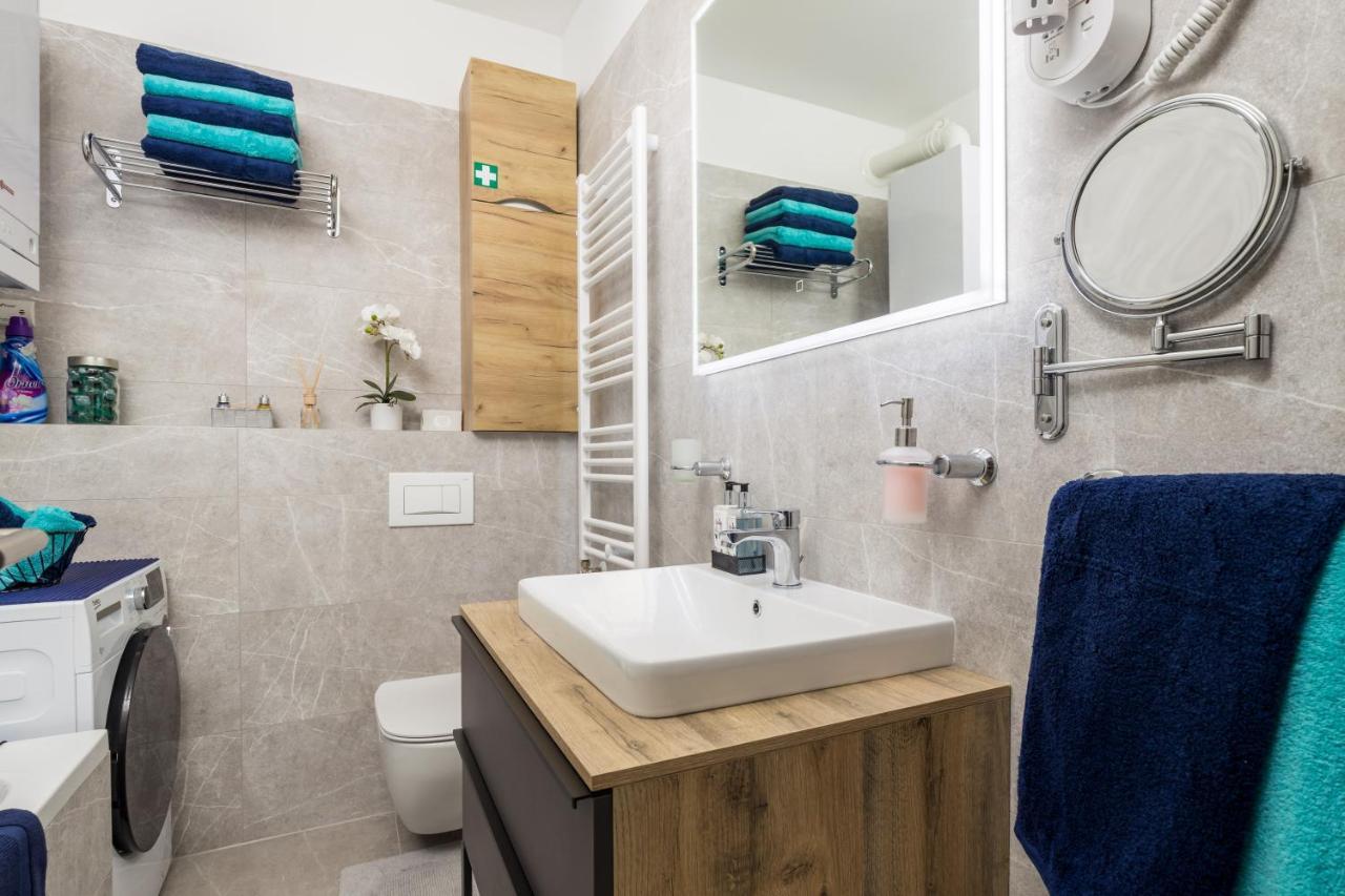 Apartman Flos Maris リエカ エクステリア 写真