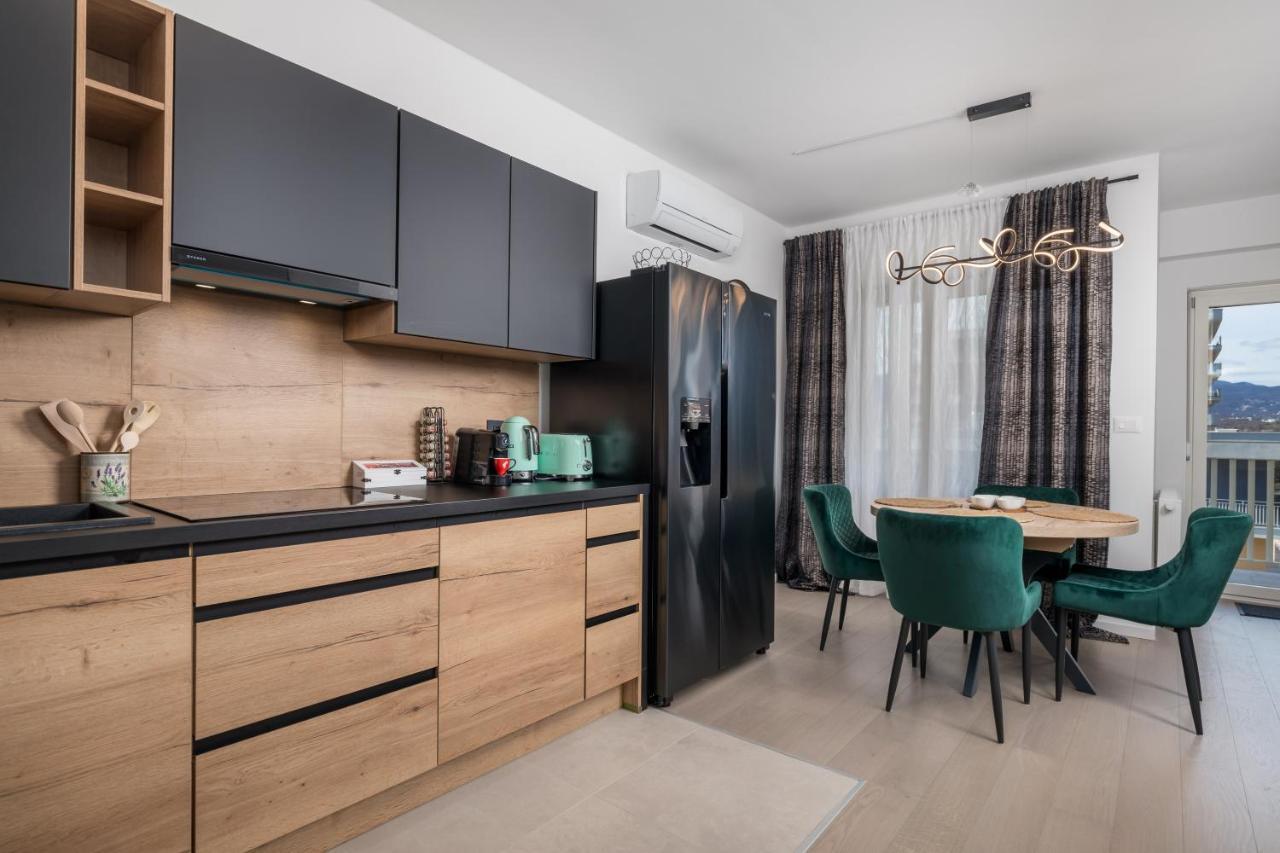 Apartman Flos Maris リエカ エクステリア 写真